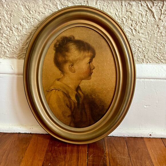 Set of 2 Vintage Victorian Girl & Boy Prints  in Wooden Oval Frames - Picture 5 of 15